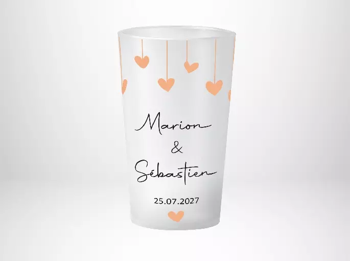 Mariage guirlande coeur nude